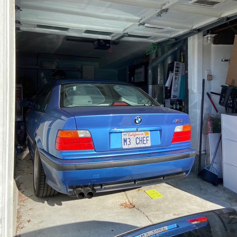 Click image for larger version  Name:	E36 M3 garage .jpeg Views:	0 Size:	113.3 KB ID:	6129