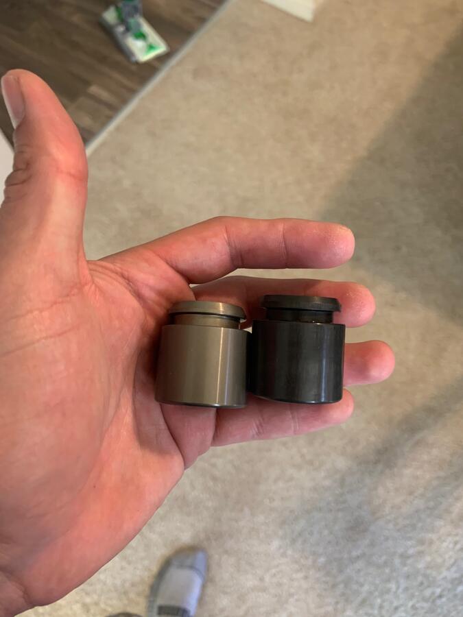 Click image for larger version

Name:	Pistons1.jpg
Views:	676
Size:	44.9 KB
ID:	34849