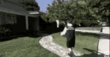 Click image for larger version  Name:	tenor (1).gif Views:	32 Size:	68.8 KB ID:	79117