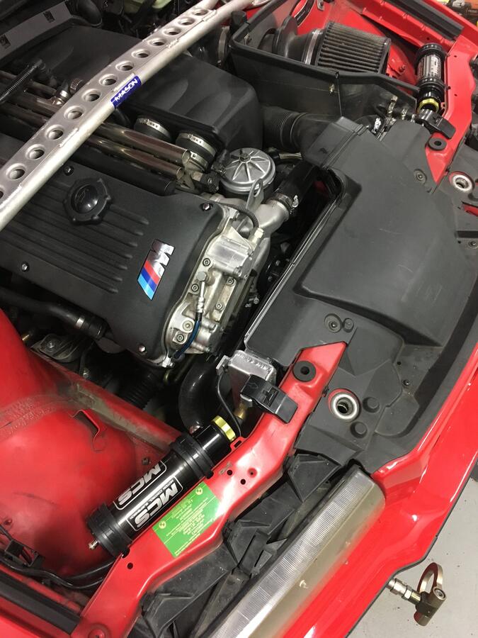 Click image for larger version

Name:	M3 Engine Bay.JPG
Views:	923
Size:	96.0 KB
ID:	93516