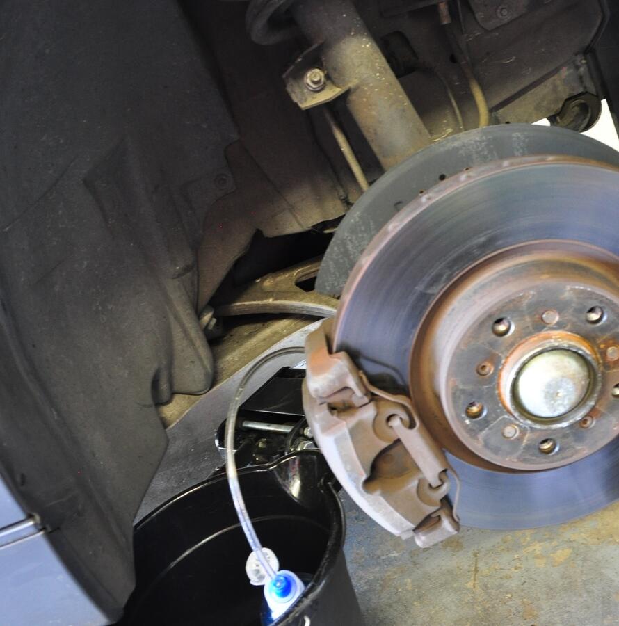 Click image for larger version

Name:	brakes10.JPG
Views:	504
Size:	81.4 KB
ID:	117183