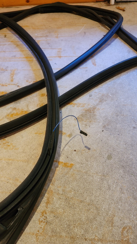 Click image for larger version

Name:	door-seal-wire.jpg
Views:	980
Size:	133.1 KB
ID:	122053