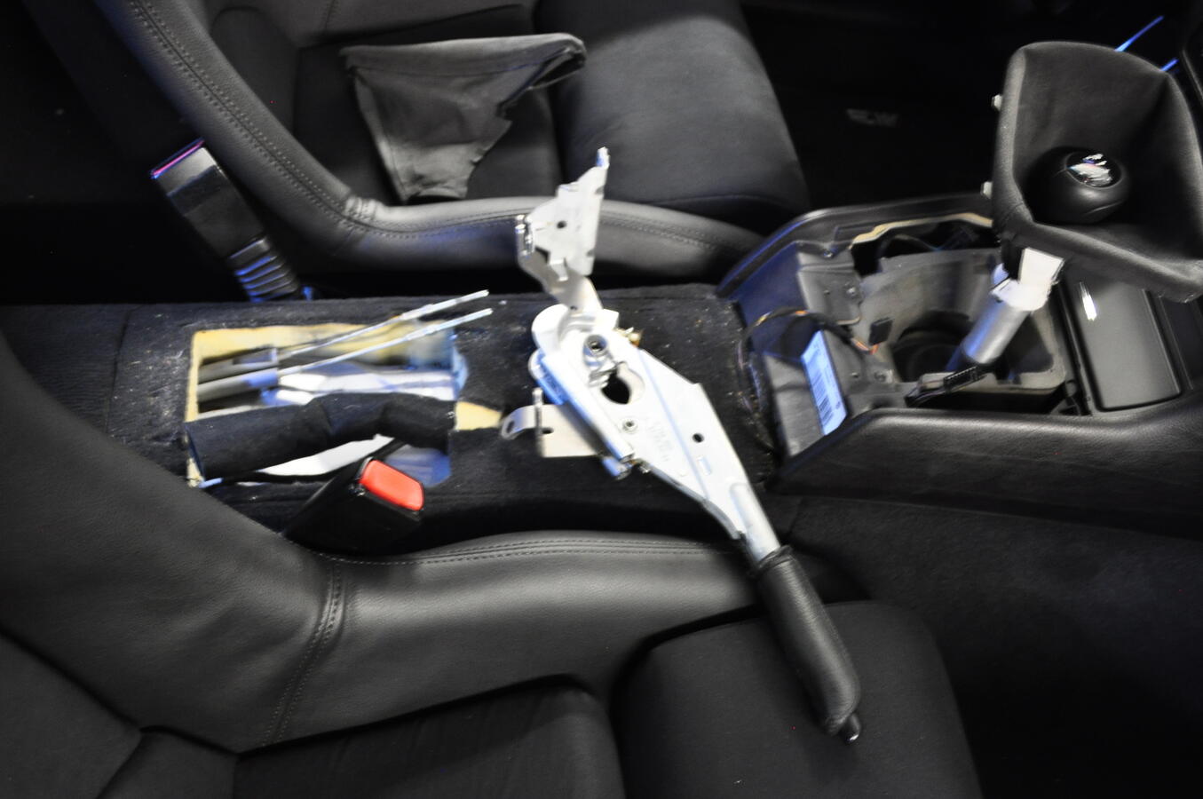 Click image for larger version

Name:	Silverginterior (5).JPG
Views:	762
Size:	100.4 KB
ID:	145761