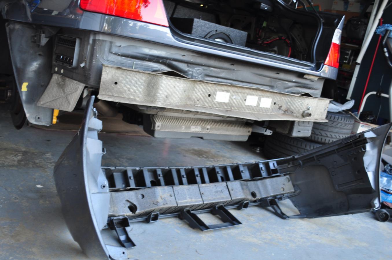 Click image for larger version  Name:	rearbumper05.jpg Views:	0 Size:	137.0 KB ID:	151238