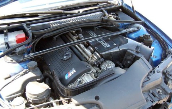 Click image for larger version

Name:	bmw-m3-compact-csl-technik.jpg
Views:	222
Size:	71.2 KB
ID:	158031