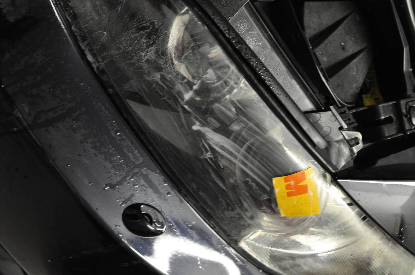 Click image for larger version

Name:	headlightwetsandcomp02.jpg
Views:	435
Size:	122.0 KB
ID:	188255