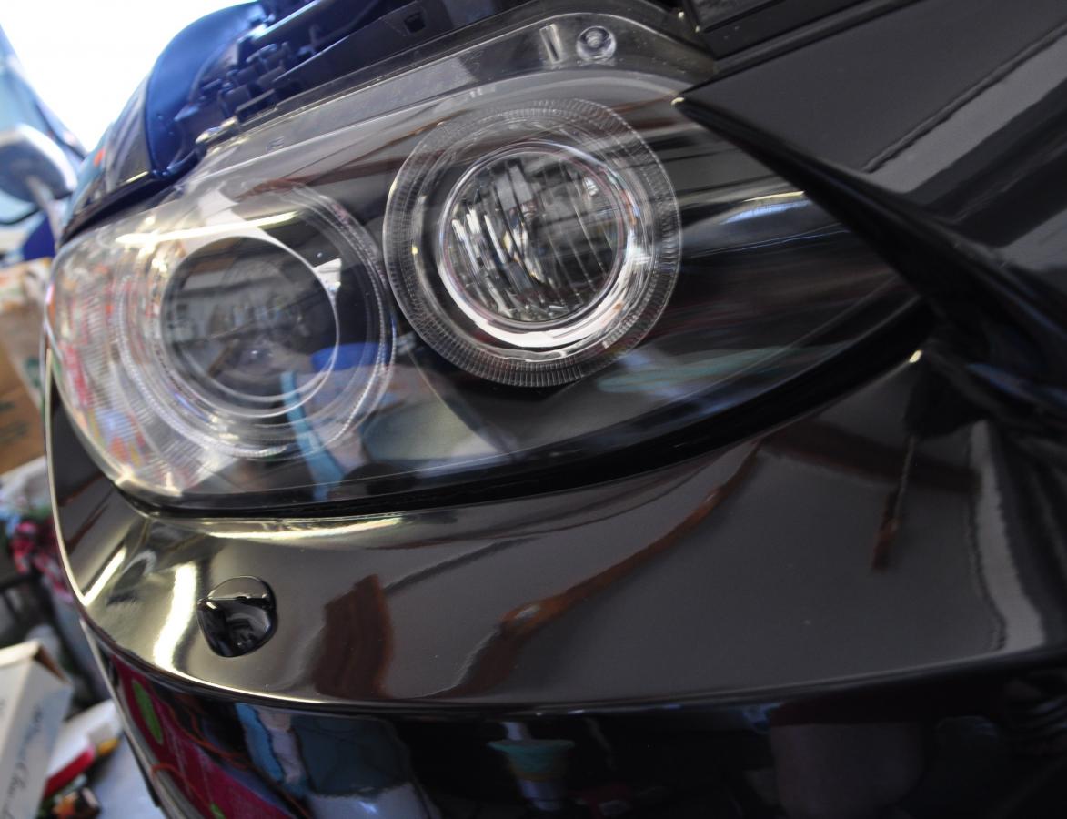 Click image for larger version

Name:	headlightbumperpolish10.jpg
Views:	432
Size:	100.1 KB
ID:	188356