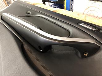 Click image for larger version

Name:	Driver_Armrest_After.jpg
Views:	590
Size:	114.1 KB
ID:	200696