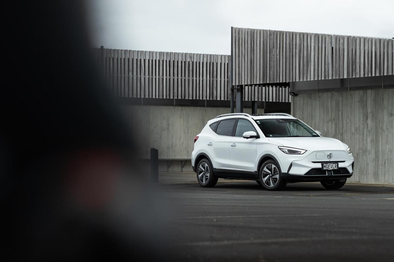 Click image for larger version

Name:	MG-ZS-EV-1.jpg
Views:	563
Size:	94.2 KB
ID:	237241