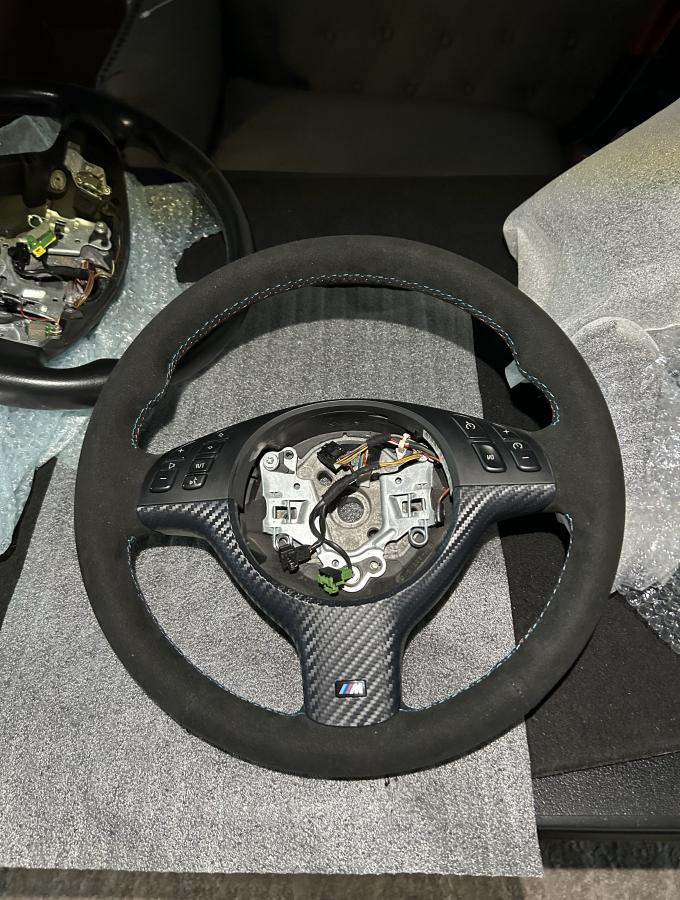 Click image for larger version

Name:	steering wheel 1.jpg
Views:	258
Size:	130.0 KB
ID:	242728