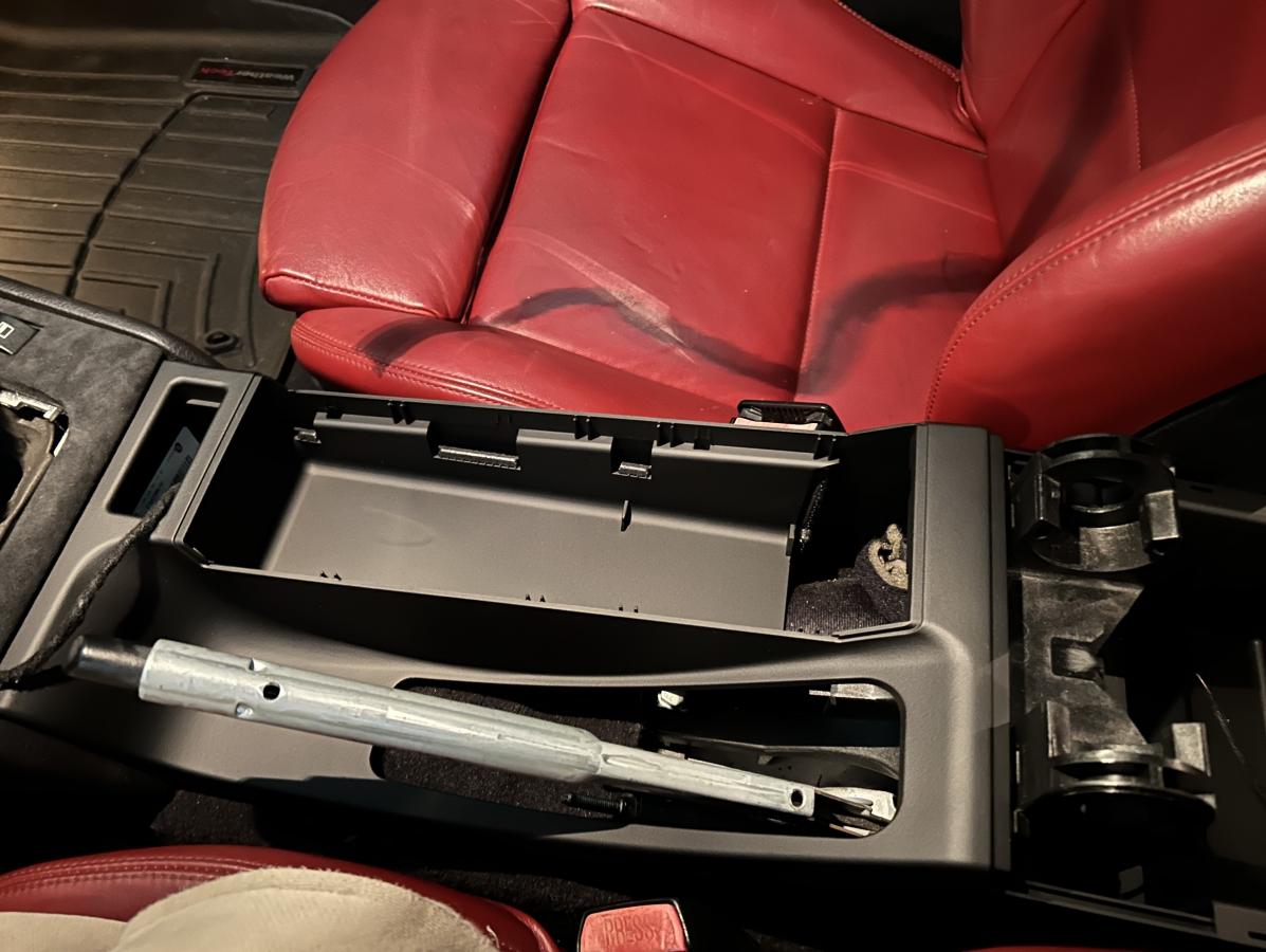 Click image for larger version

Name:	new center console installed.jpg
Views:	373
Size:	108.8 KB
ID:	242730