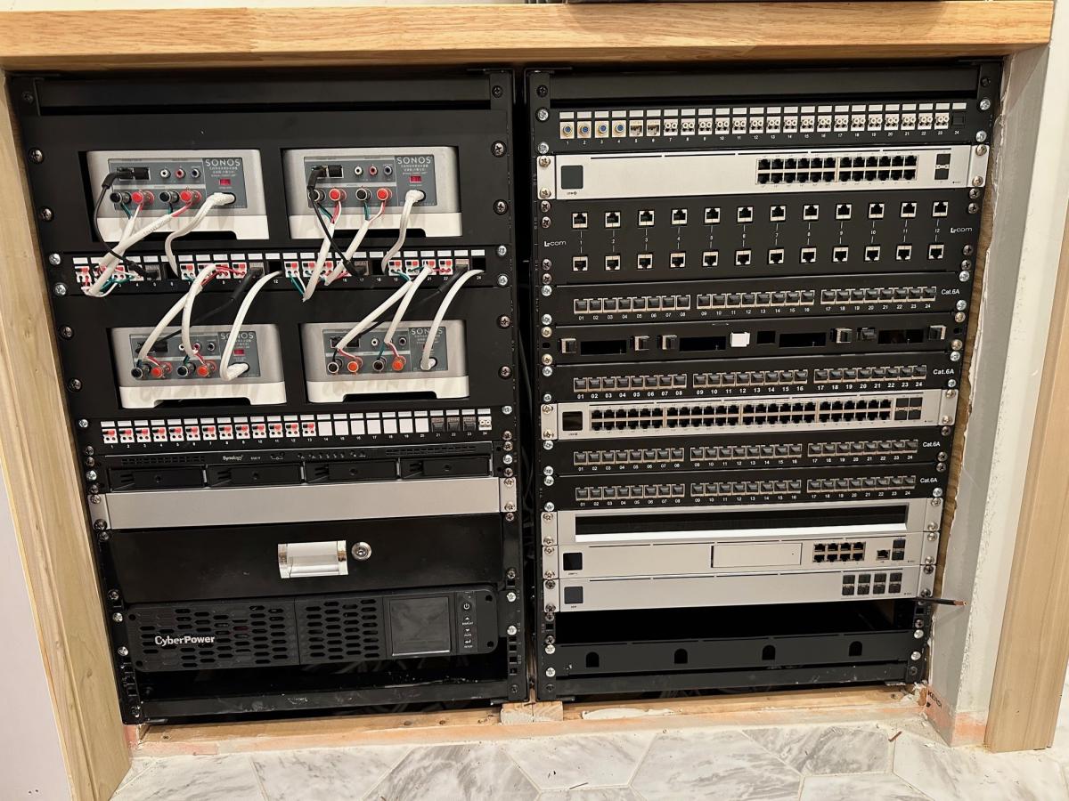 Click image for larger version

Name:	rack.jpg
Views:	371
Size:	189.7 KB
ID:	243078