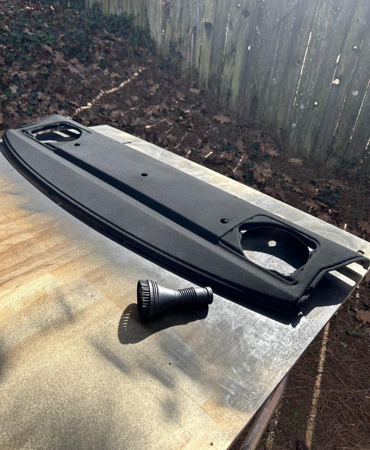 Click image for larger version

Name:	rearDecklid4.jpg
Views:	296
Size:	130.8 KB
ID:	254971
