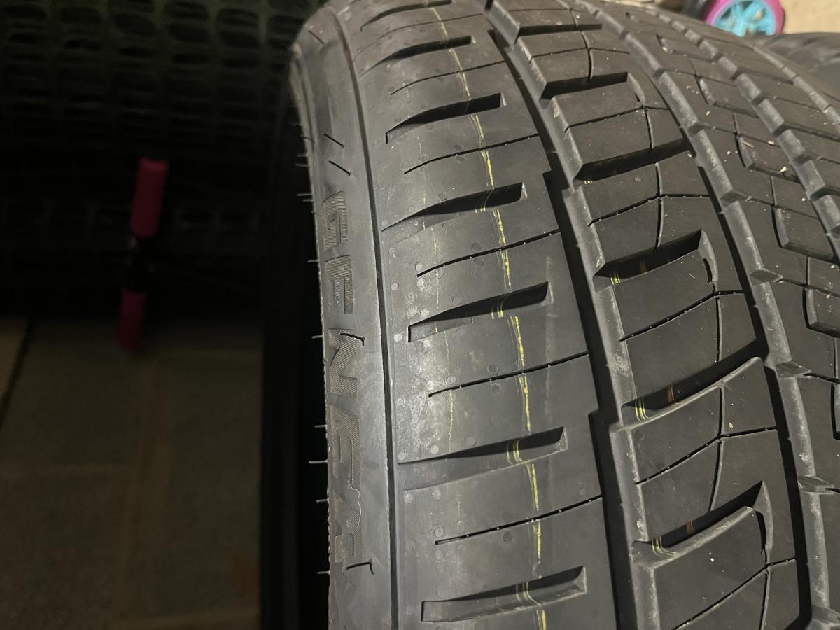Click image for larger version  Name:	tires1.jpg Views:	29 Size:	104.2 KB ID:	312311