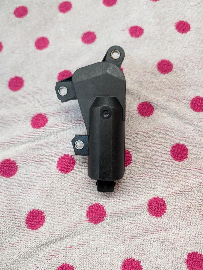 Click image for larger version

Name:	PXL_20251029_205332723.jpg
Views:	25
Size:	121.3 KB
ID:	324780