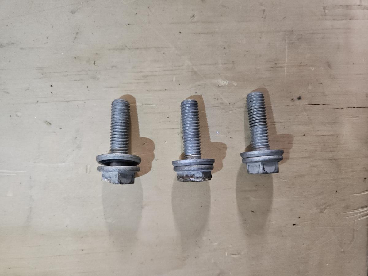 Click image for larger version  Name:	20251214_165258.jpg Views:	10 Size:	88.7 KB ID:	330132