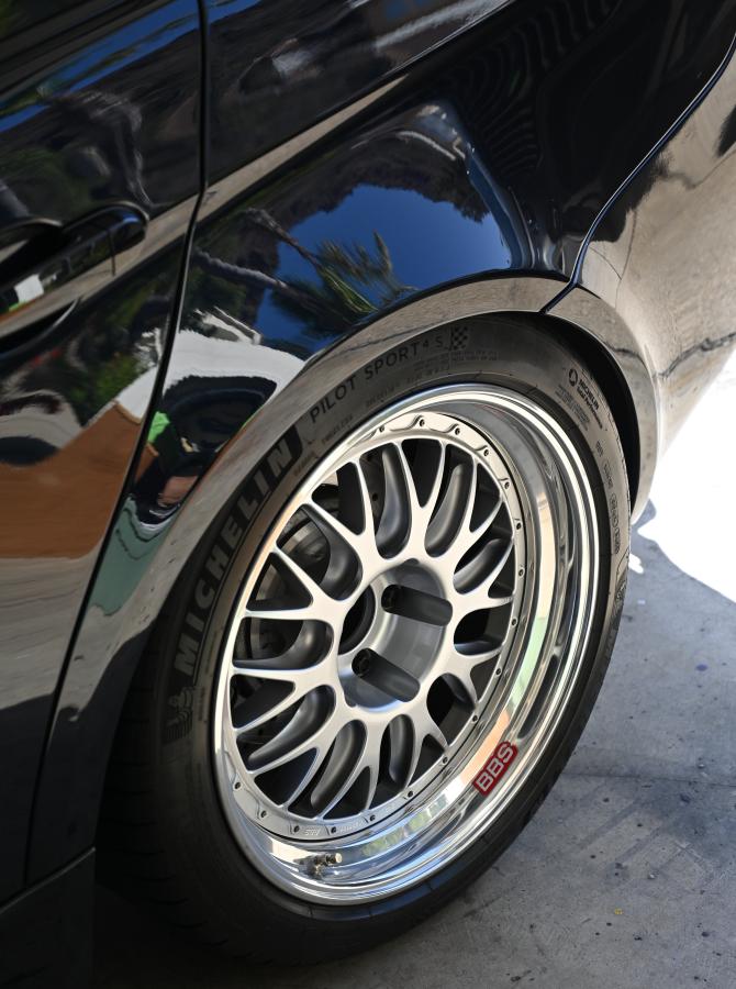 Click image for larger version  Name:	e88wheelpolish (31).jpg Views:	0 Size:	85.7 KB ID:	354014
