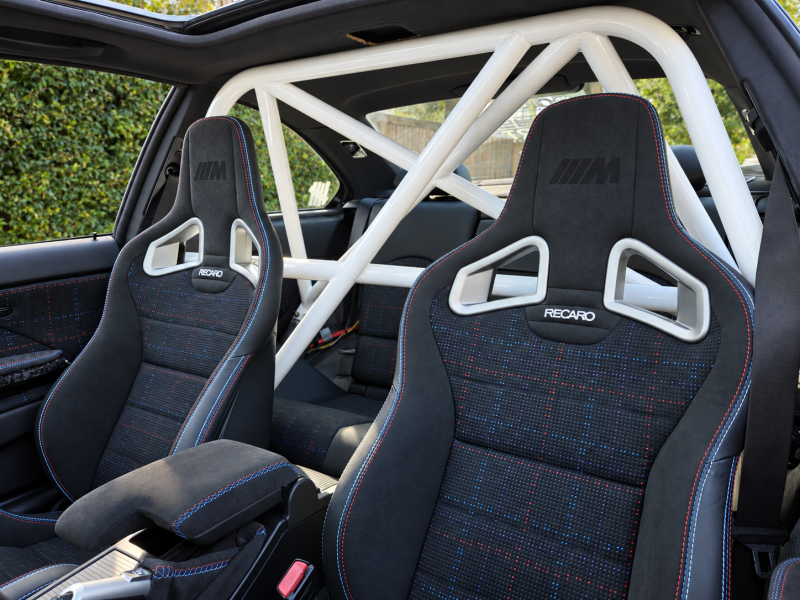 Click image for larger version

Name:	Interior Driver.png
Views:	107
Size:	892.9 KB
ID:	391883